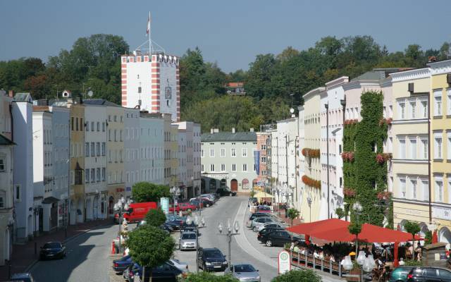 Stadtplatz in Mühldorf  - Hotel Traumschmiede